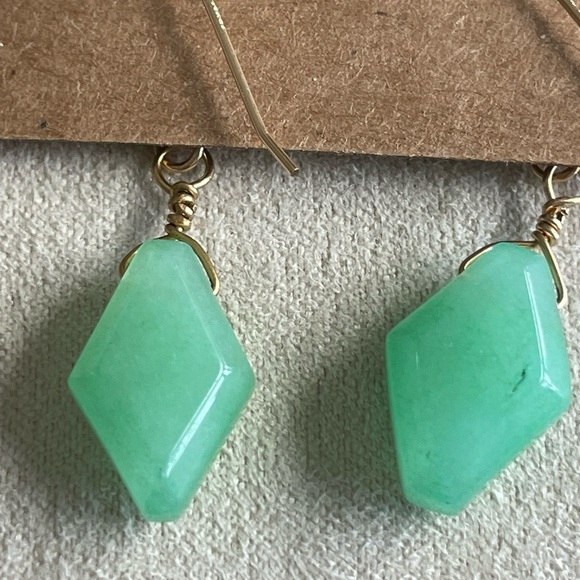 Natural Green Aventurine Earrings – Gold-Filled Wire Wrapped Handmade Dangle - Picture 9 of 10